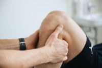 Comment bien se préparer à une opération du genou ou de la hanche